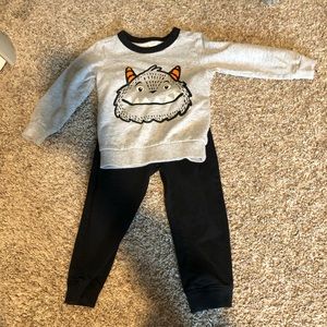 Carter’s Monster Sweat Suit set - Size 3T